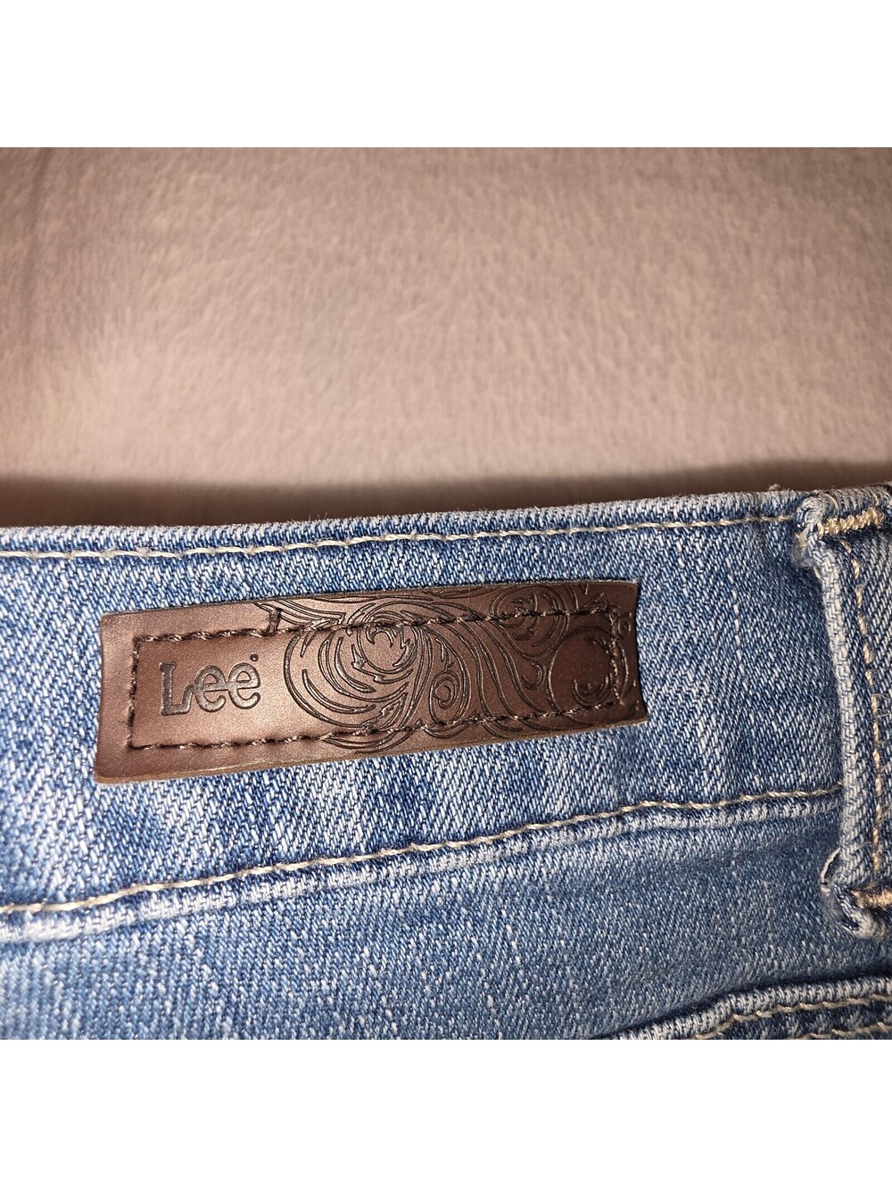 Lee Classic Fit Womens Medium Blue Denim Jeans Size 8 - Picture 4 of 11